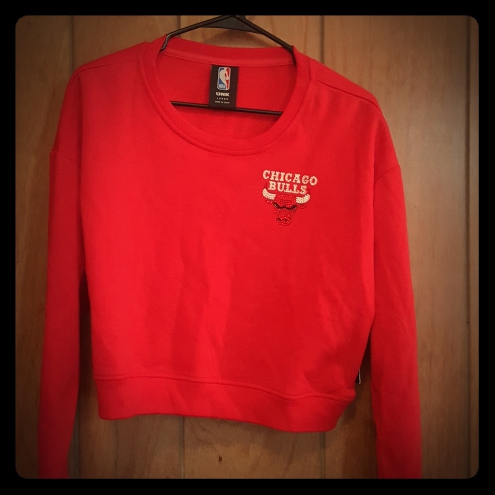 Long-sleeve sweatshirt